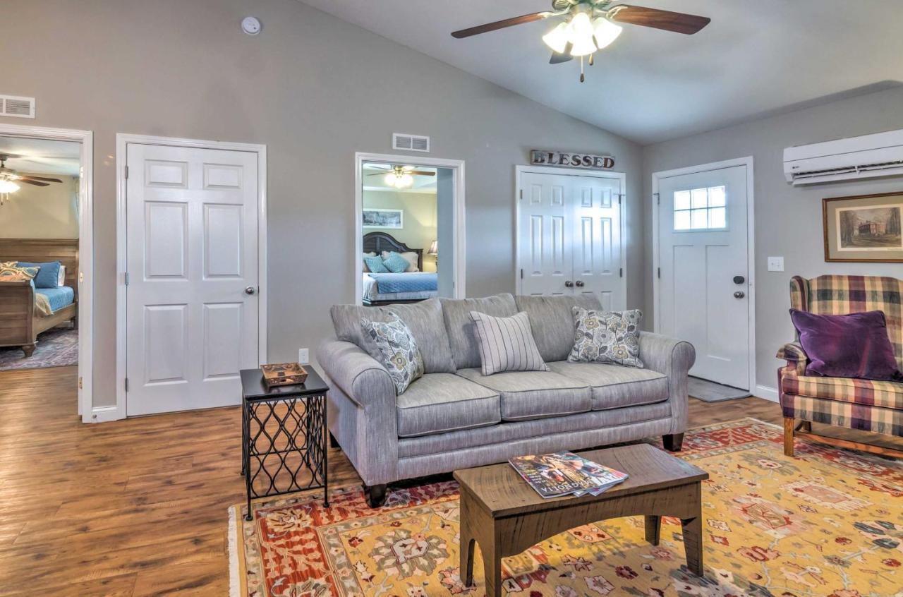 Pet-Friendly Brownsville Retreat With Porch! Sloans Crossing Exterior photo